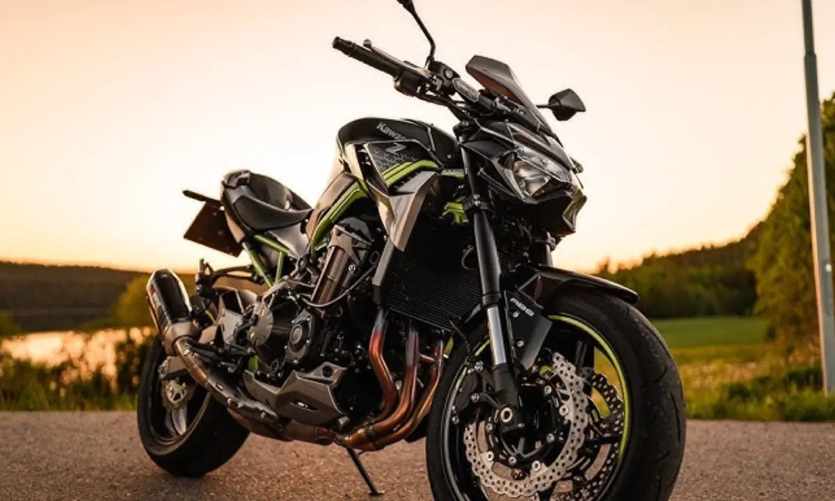 Kawasaki Z900