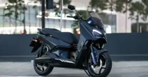 EICMA 2025 में TVS M1-S का धुआंधार धमाका! 150km रेंज, 105 kmph टॉप स्पीड, 0-50 kmph सिर्फ 3.7 सेकेंड